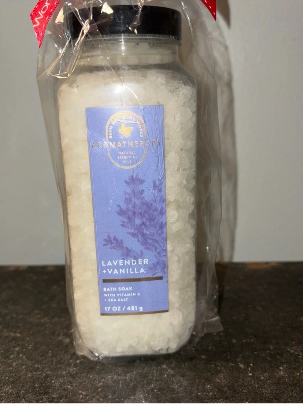 Bath & Body Works Aromatherapy Lavender + Vanilla Bath Soak